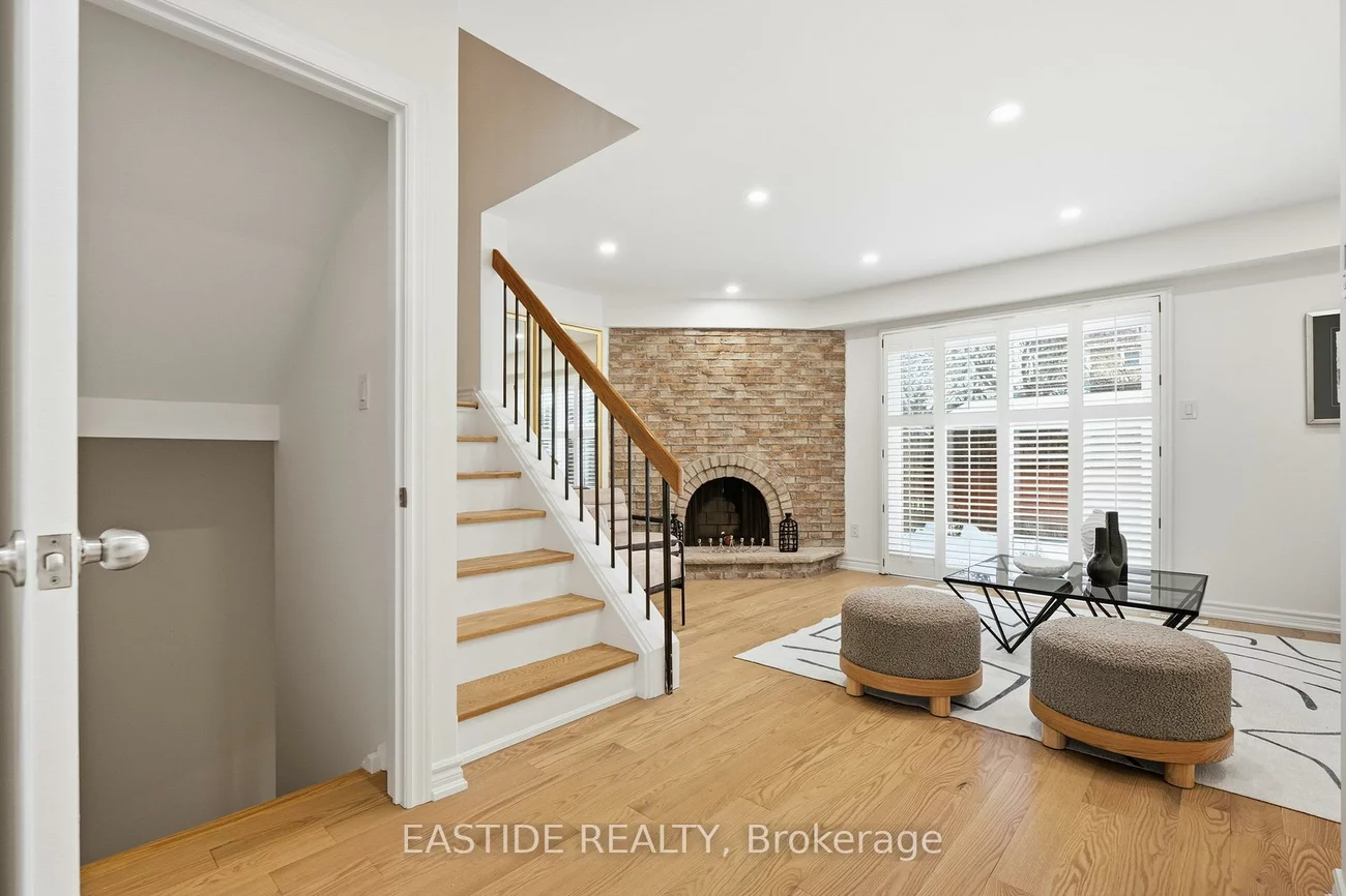 2909, Salerno, Meadowvale, Mississauga