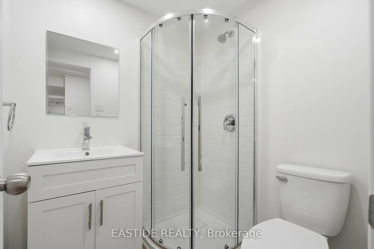 2909, Salerno, Meadowvale, Mississauga