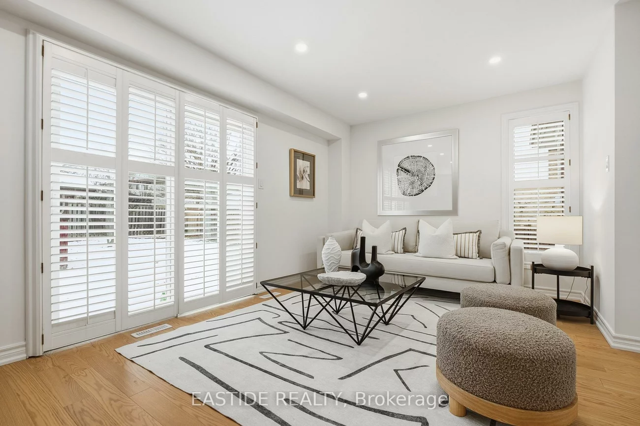 2909, Salerno, Meadowvale, Mississauga