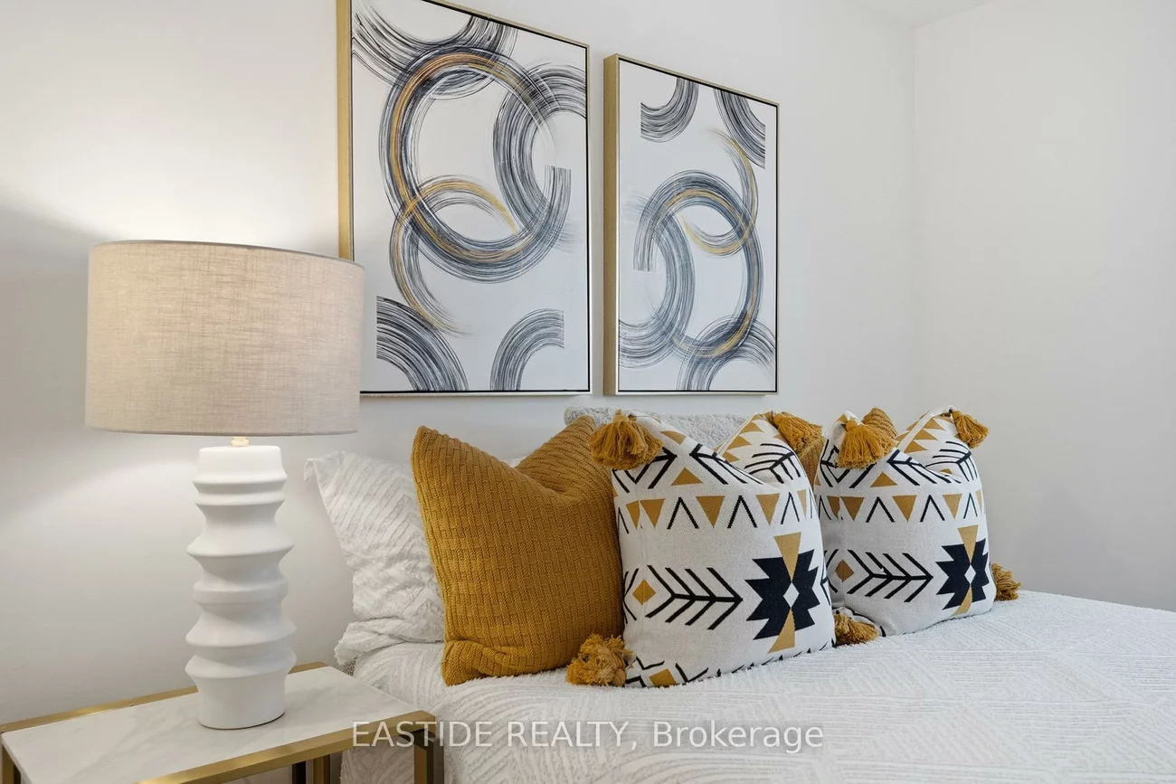 2909, Salerno, Meadowvale, Mississauga