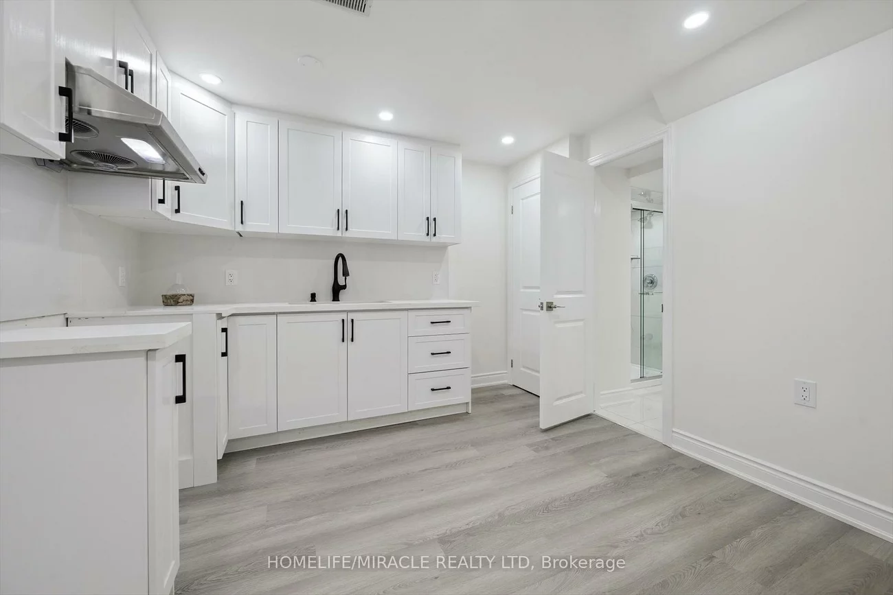 7562, Black Walnut, Lisgar, Mississauga