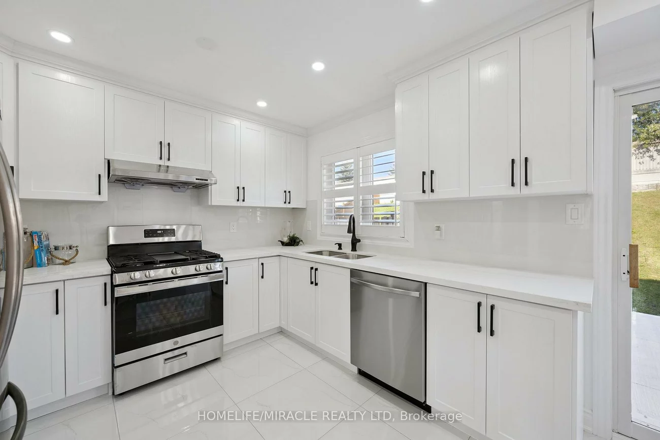 7562, Black Walnut, Lisgar, Mississauga