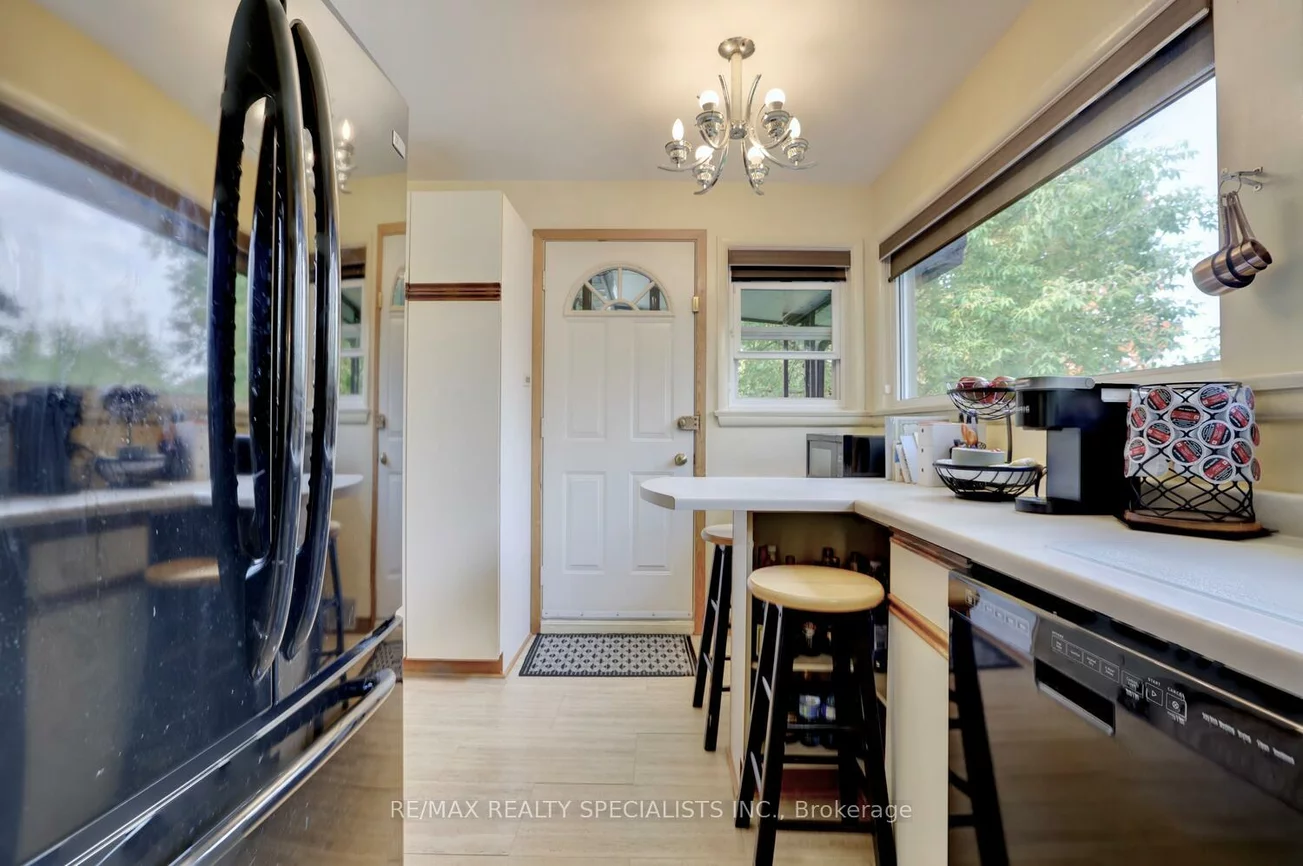 2497, Fifth, Sheridan, Mississauga