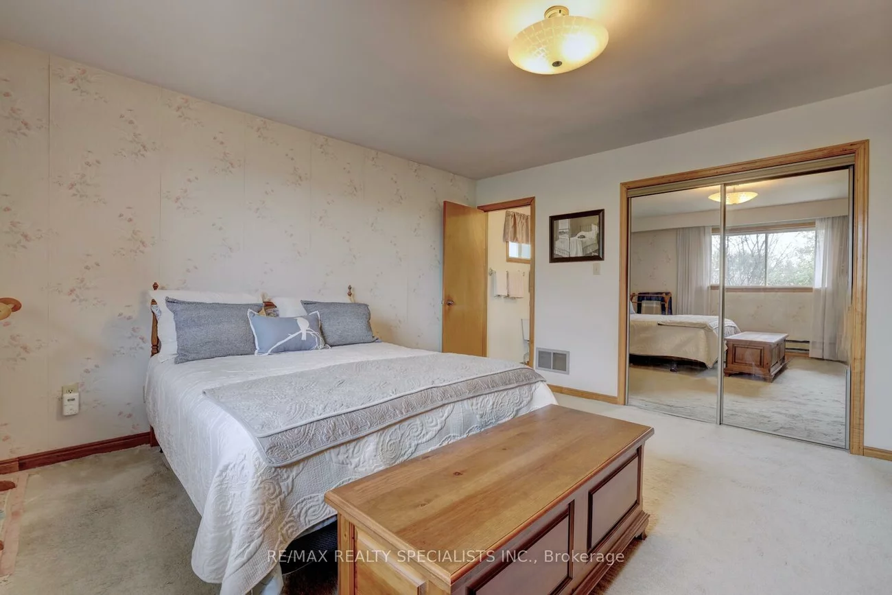 2497, Fifth, Sheridan, Mississauga