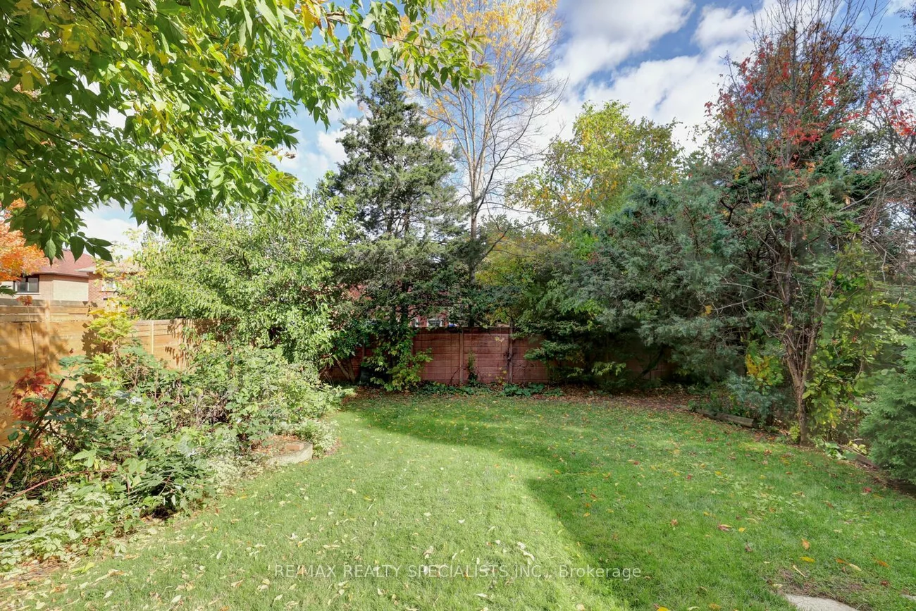 2497, Fifth, Sheridan, Mississauga