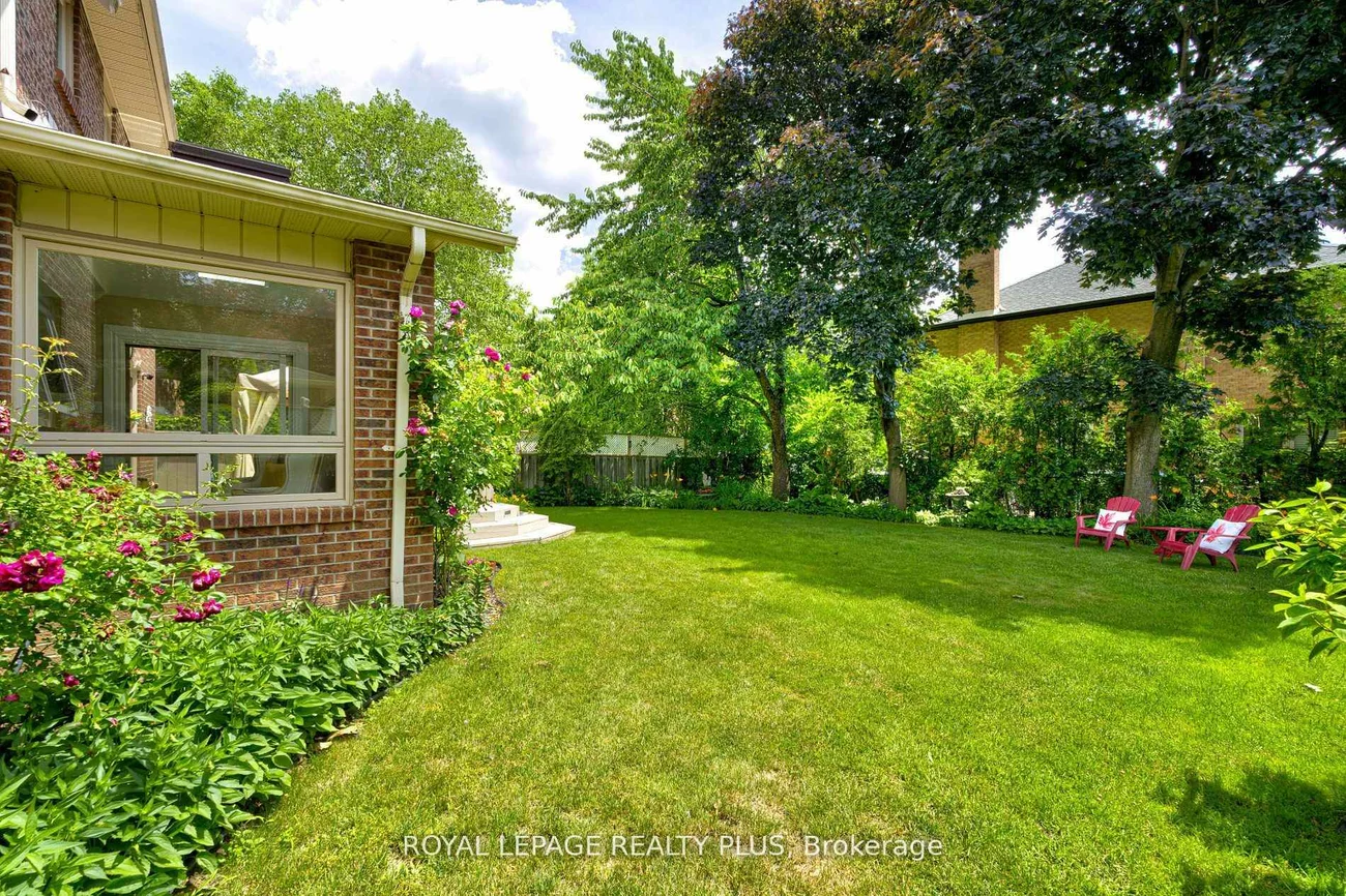 1760, Featherston, Erin Mills, Mississauga