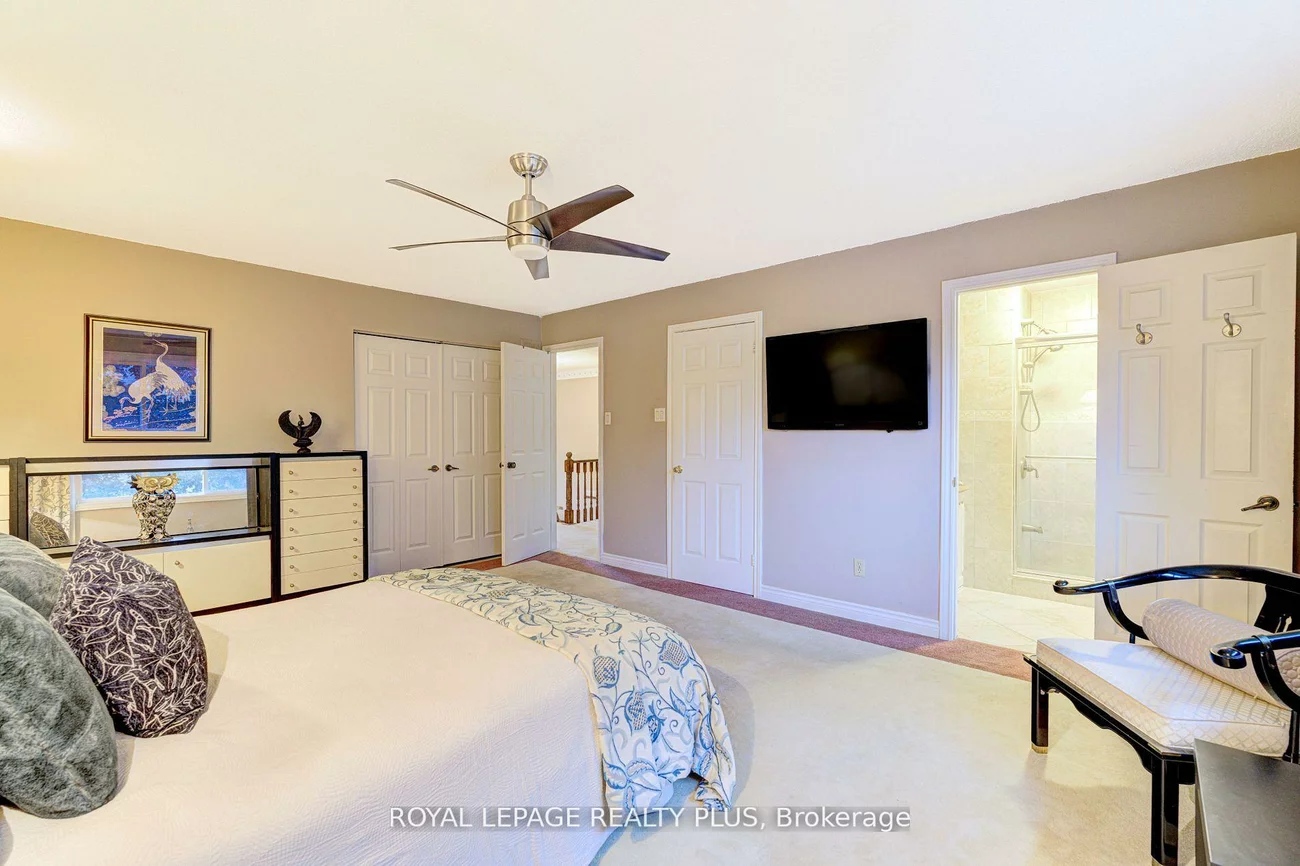 1760, Featherston, Erin Mills, Mississauga