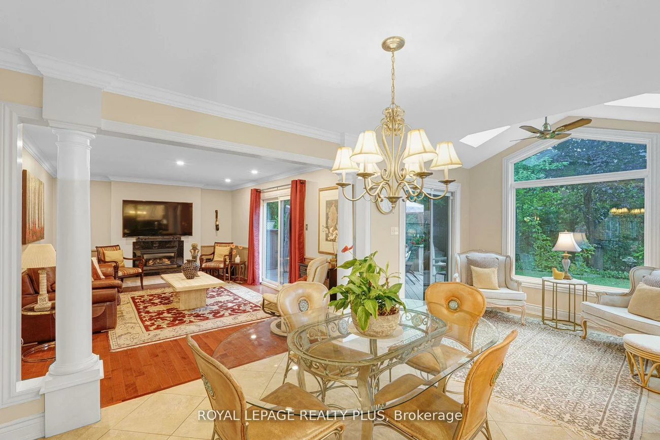 1760, Featherston, Erin Mills, Mississauga