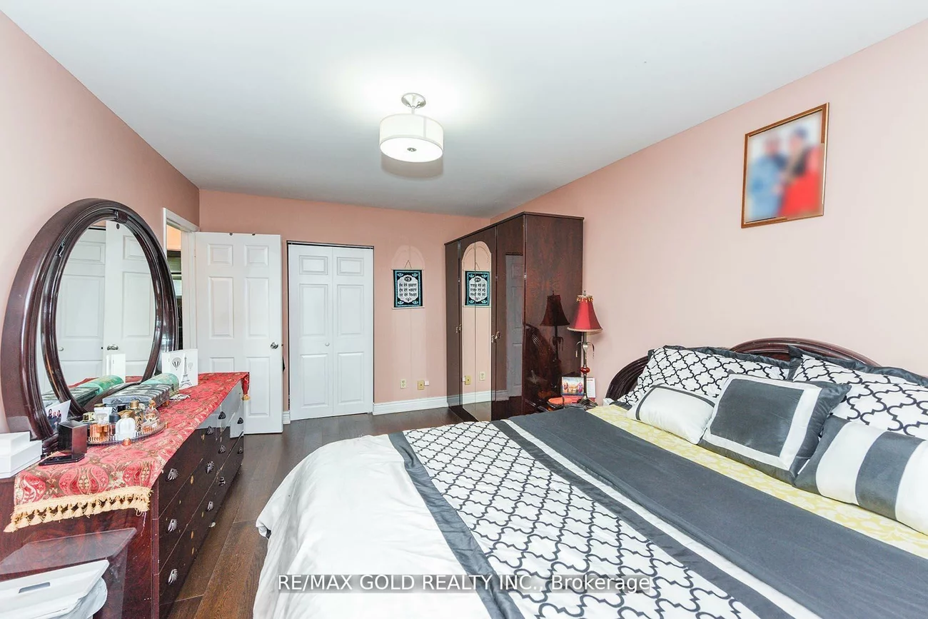 3507, Laddie, Malton, Mississauga