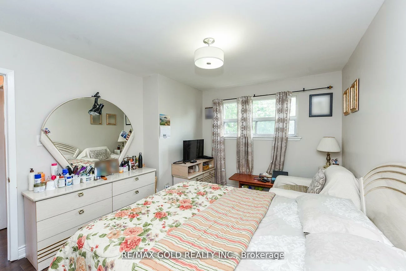 3507, Laddie, Malton, Mississauga