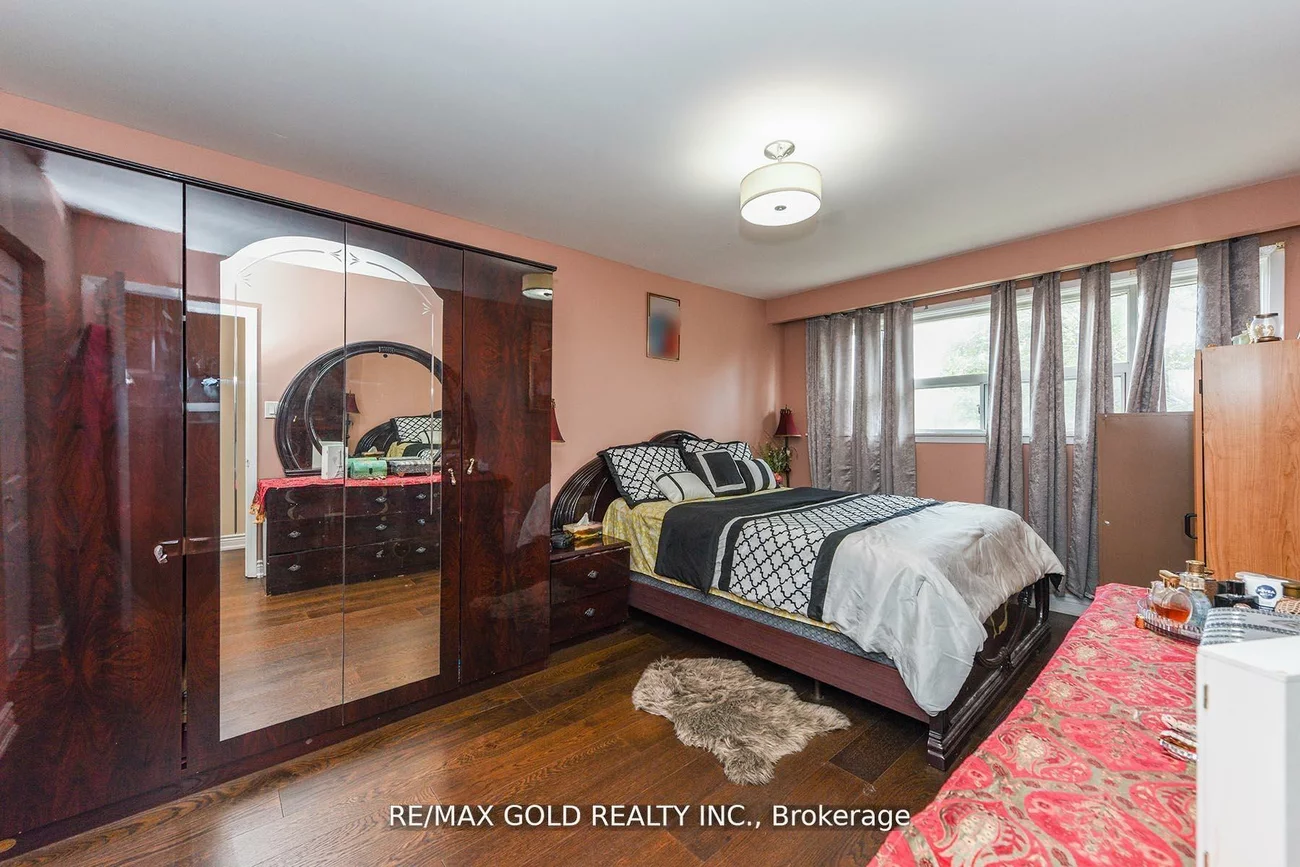 3507, Laddie, Malton, Mississauga