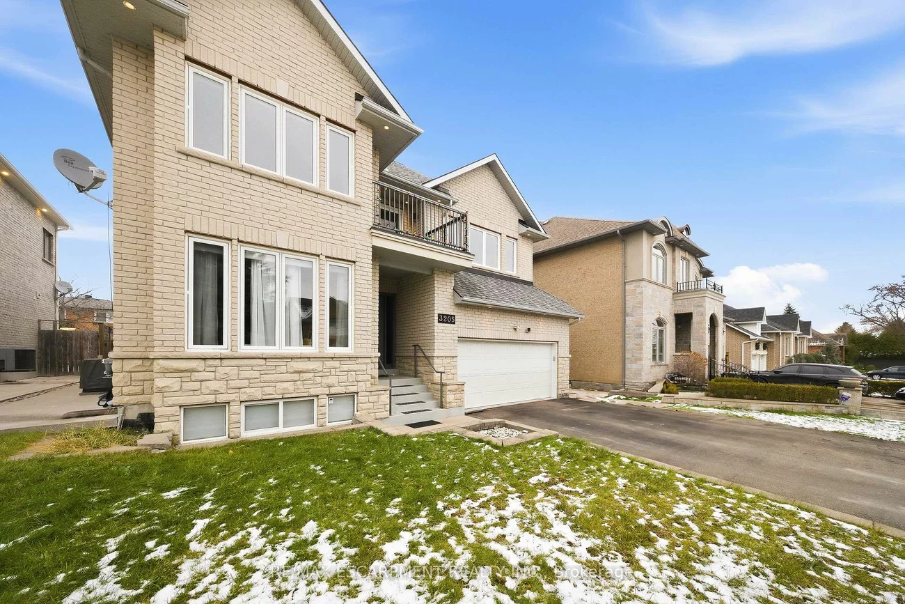 3205, Rolling Stone, Cooksville, Mississauga