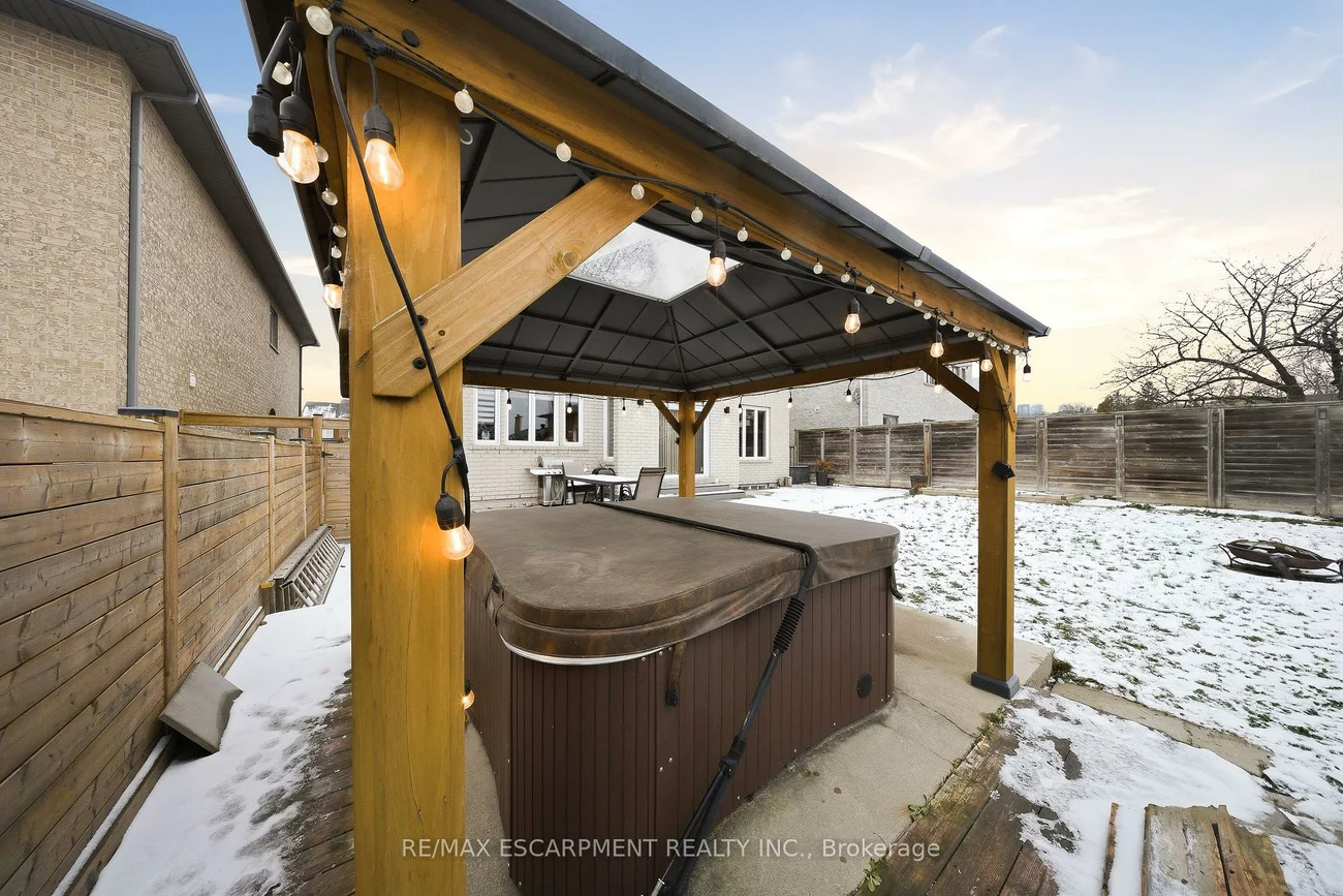 3205, Rolling Stone, Cooksville, Mississauga