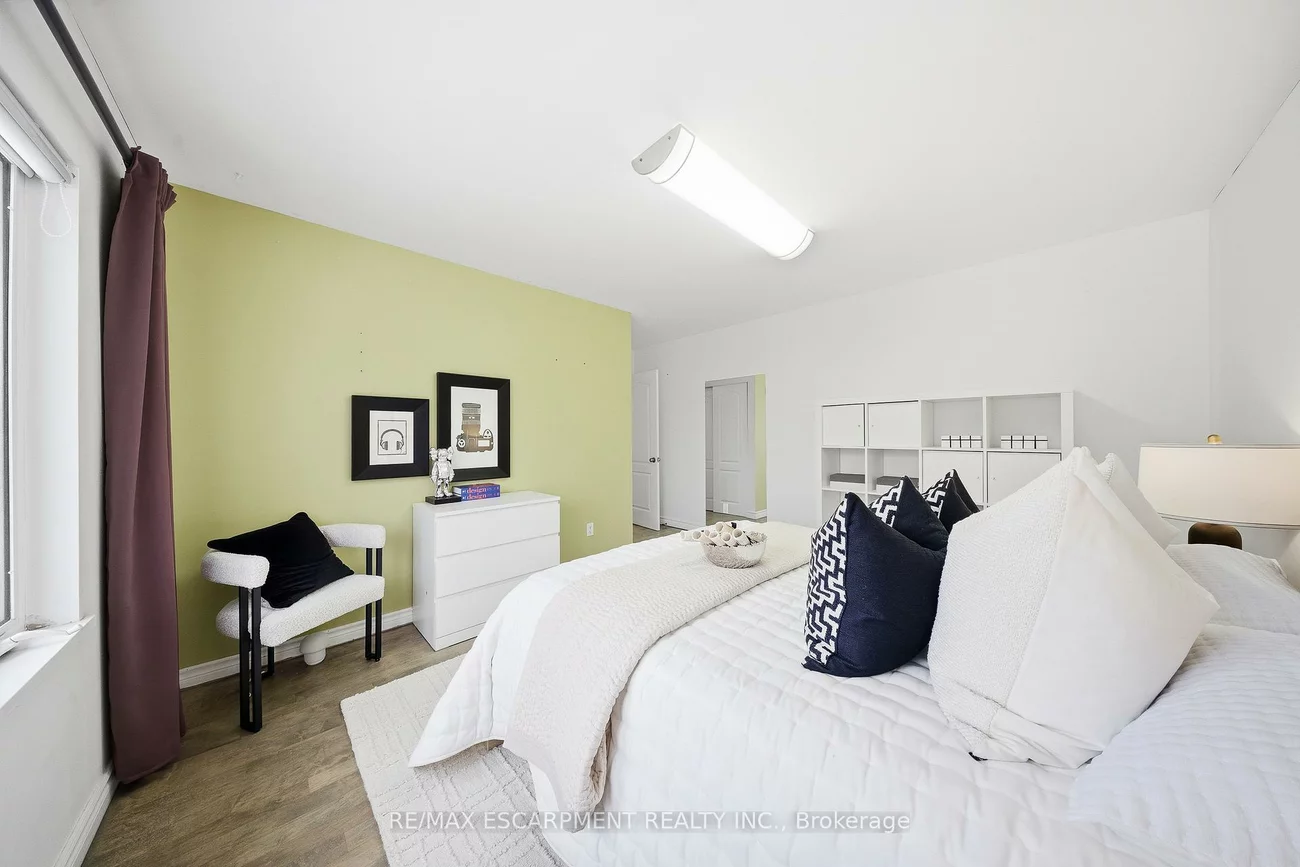 3205, Rolling Stone, Cooksville, Mississauga