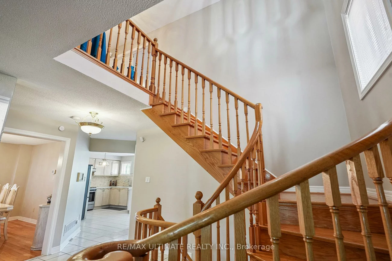 961, Focal, East Credit, Mississauga