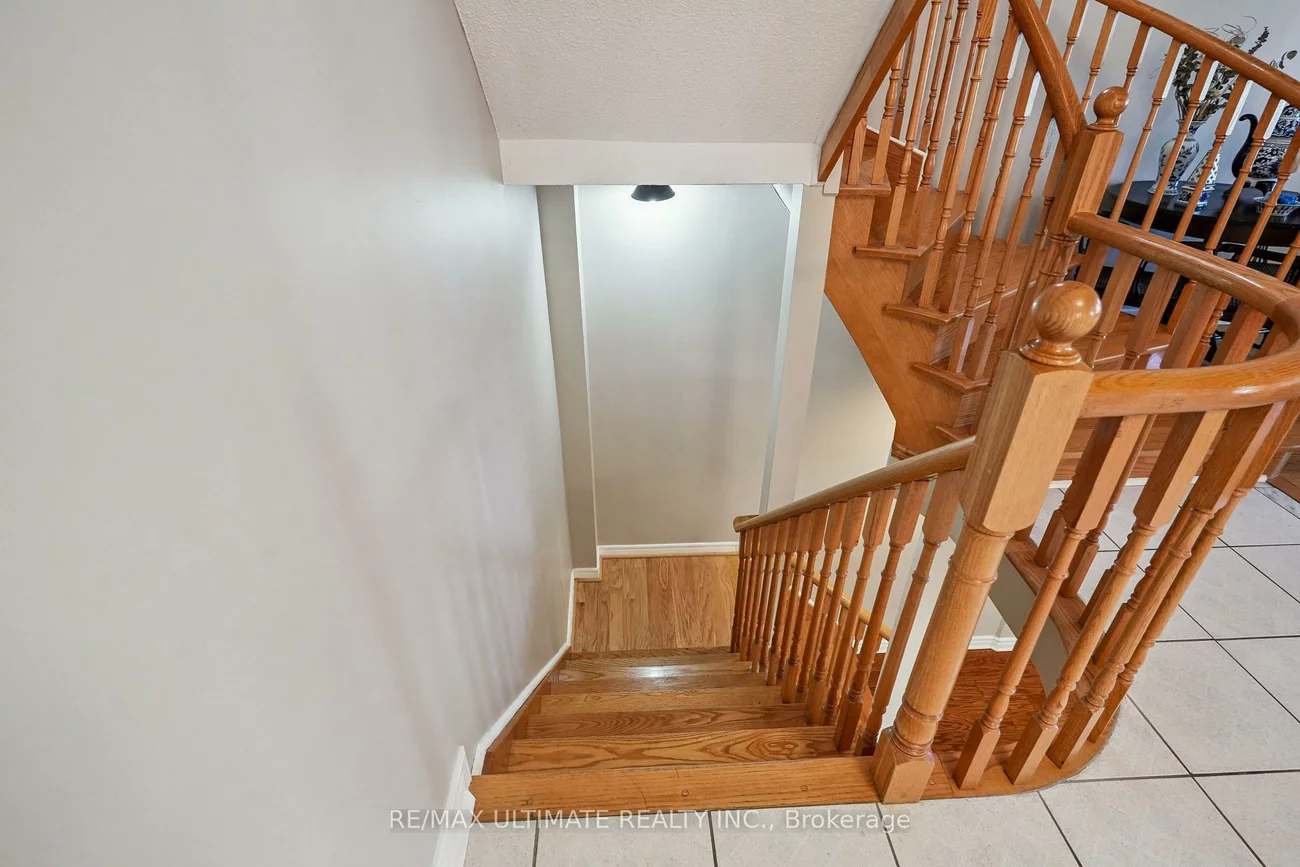 961, Focal, East Credit, Mississauga