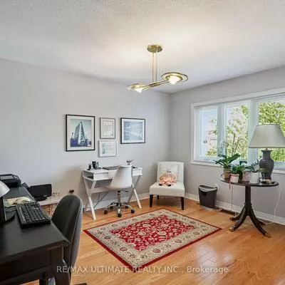 961, Focal, East Credit, Mississauga