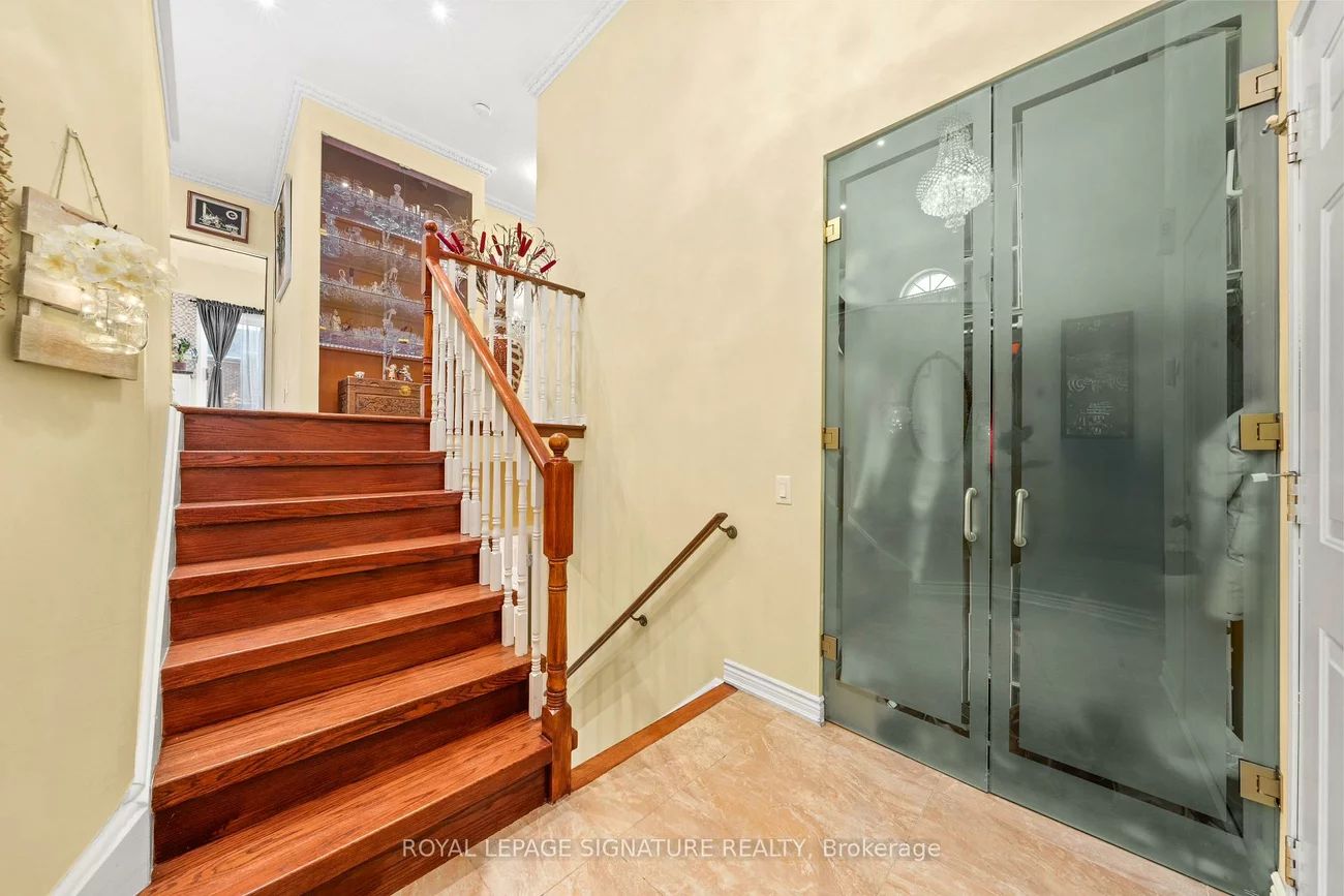 687, Twain, Meadowvale Village, Mississauga