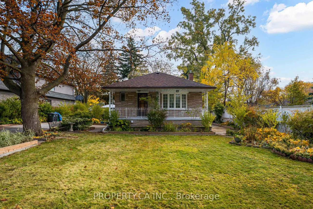 574, Drymen, Mineola, Mississauga