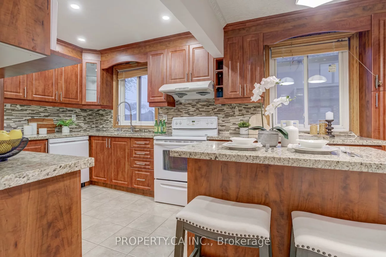 574, Drymen, Mineola, Mississauga