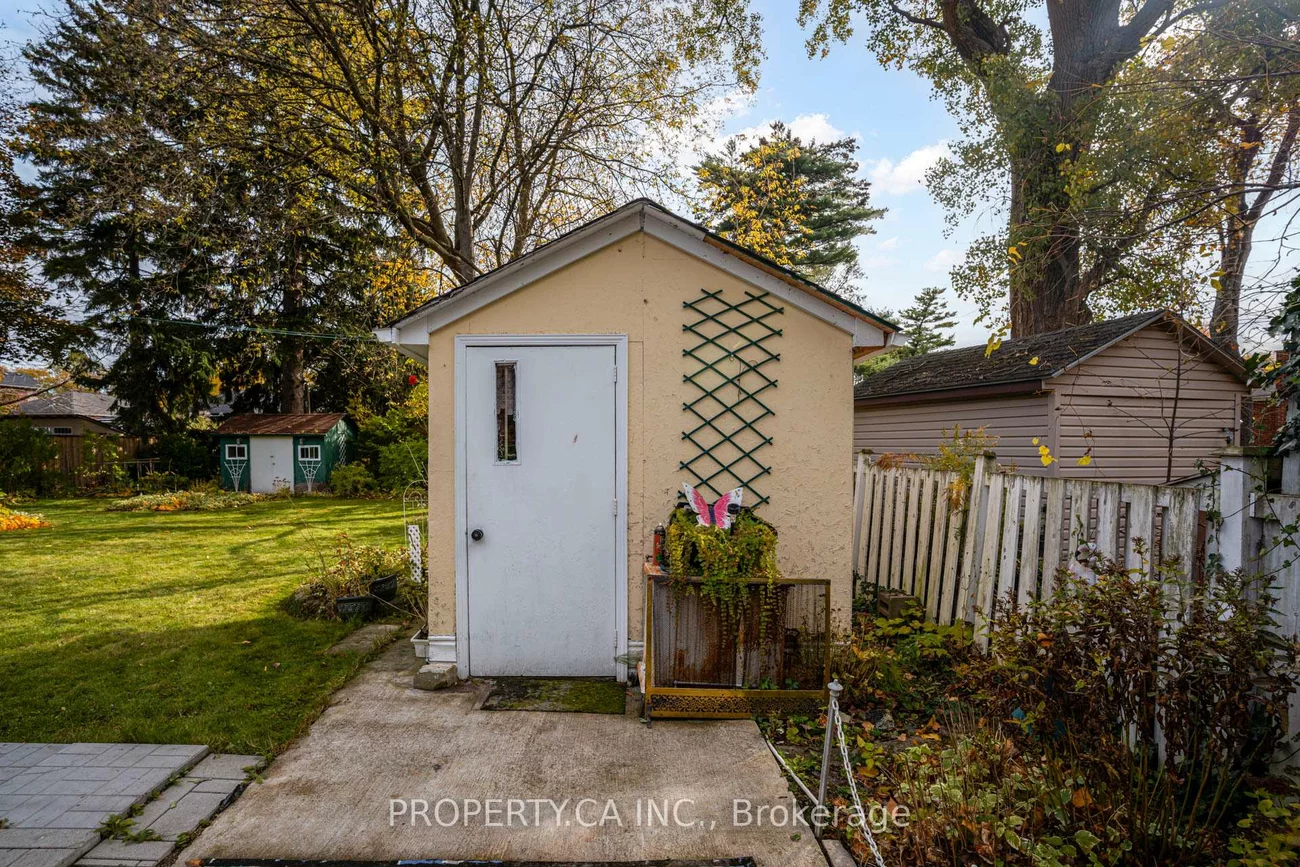 574, Drymen, Mineola, Mississauga