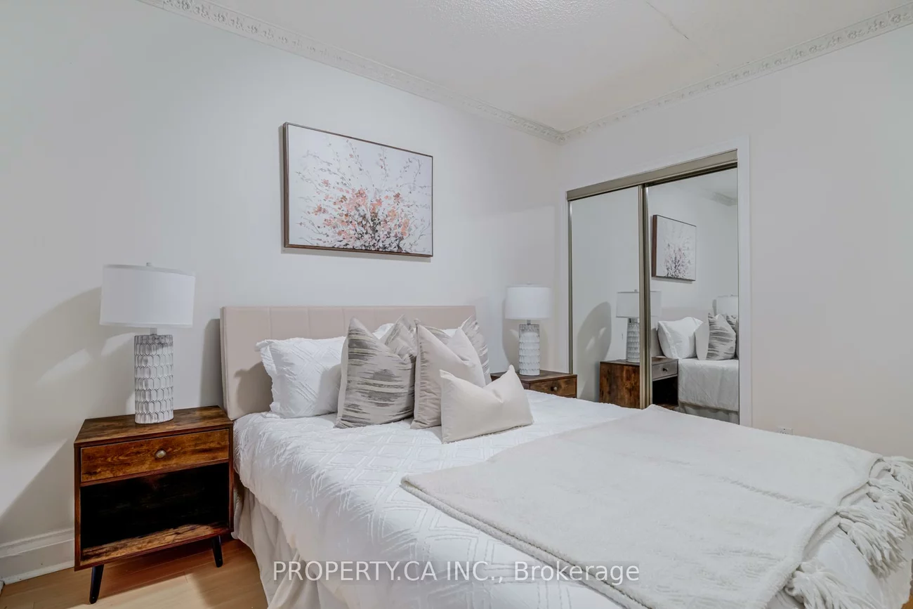 574, Drymen, Mineola, Mississauga