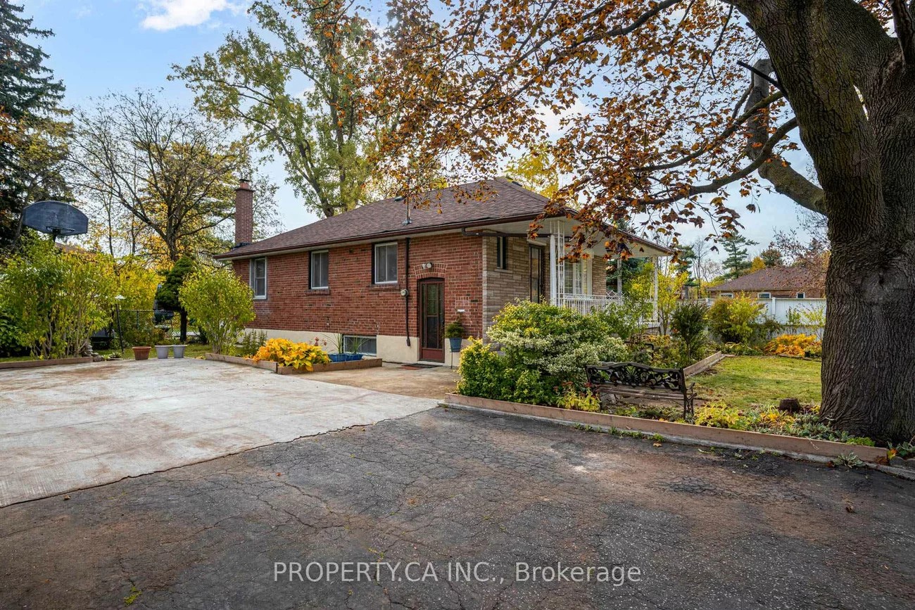 574, Drymen, Mineola, Mississauga