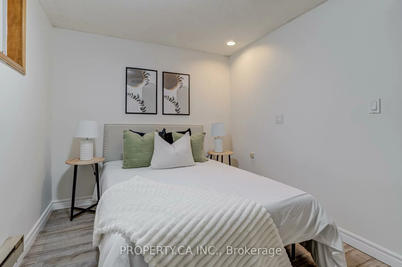 574, Drymen, Mineola, Mississauga