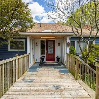 1730, Sunningdale, Clarkson, Mississauga