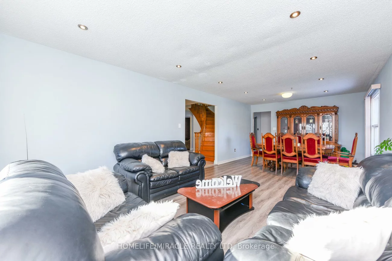 2291, Marzipan, Streetsville, Mississauga