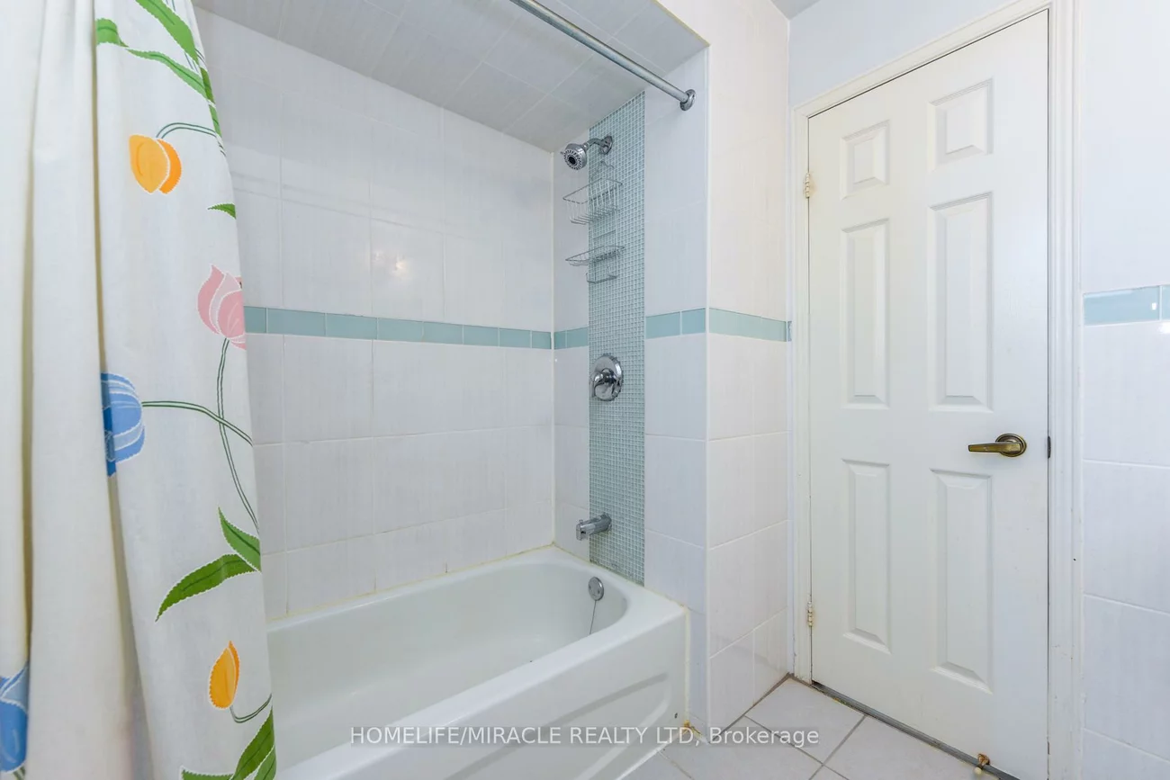 2291, Marzipan, Streetsville, Mississauga