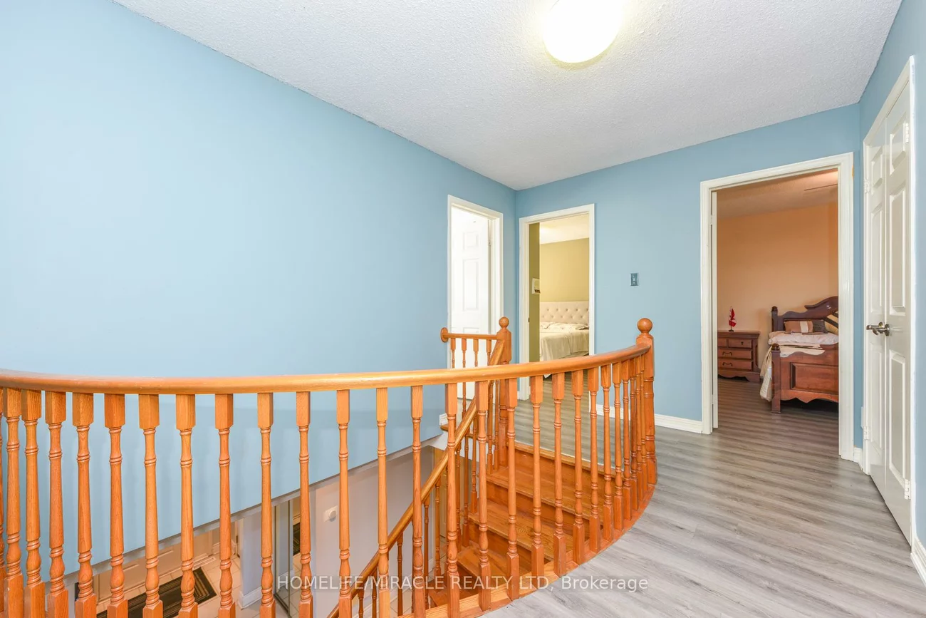 2291, Marzipan, Streetsville, Mississauga