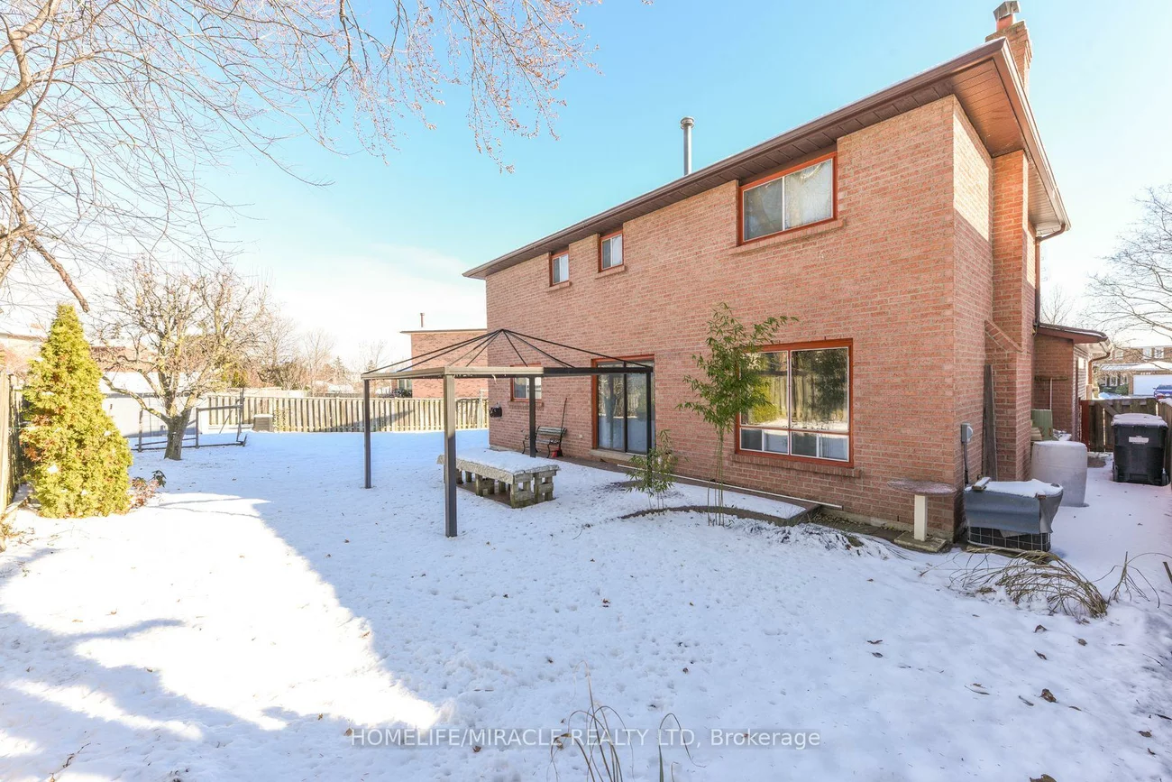 2291, Marzipan, Streetsville, Mississauga