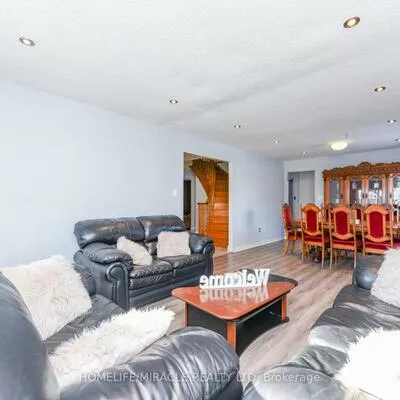 2291, Marzipan, Streetsville, Mississauga