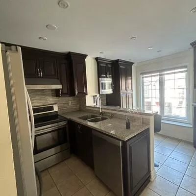 7106, Chatham, Lisgar, Mississauga