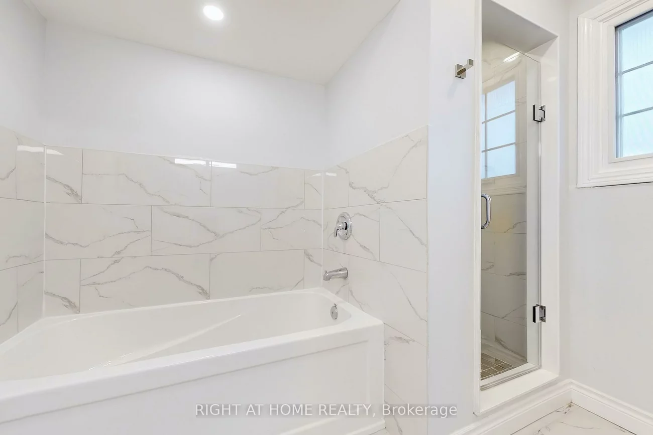 2737, Hammond, Sheridan, Mississauga