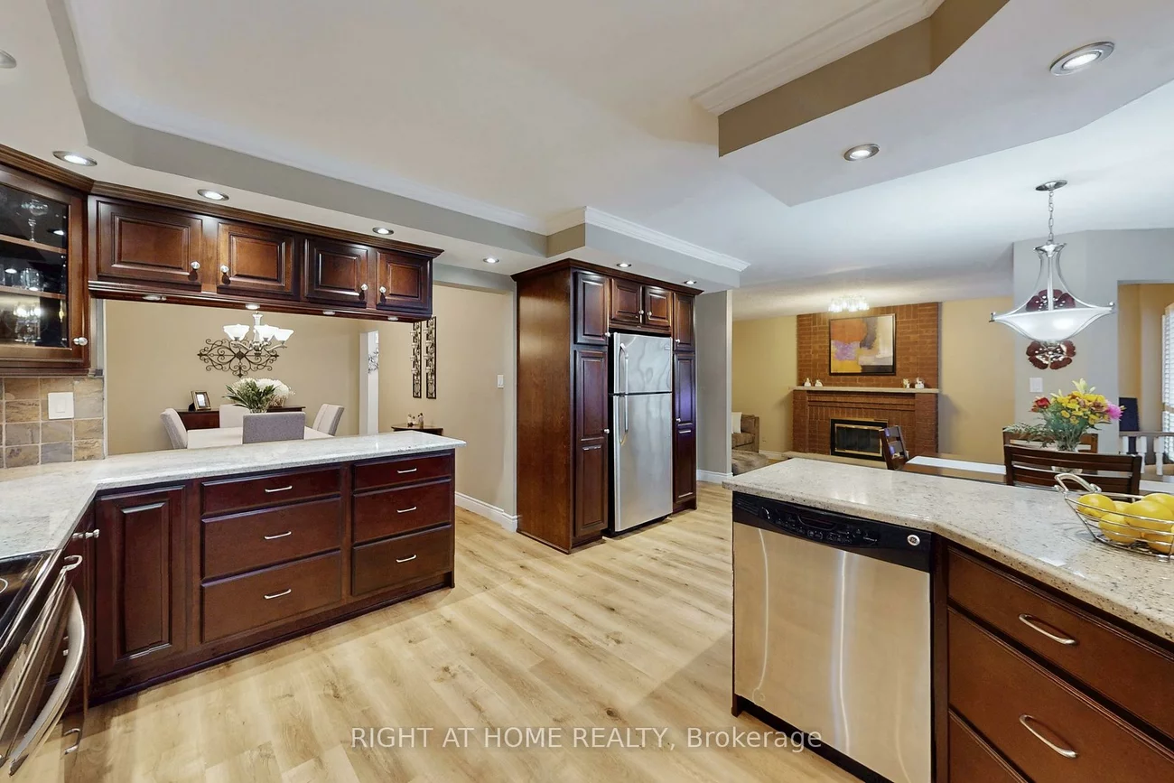 2737, Hammond, Sheridan, Mississauga