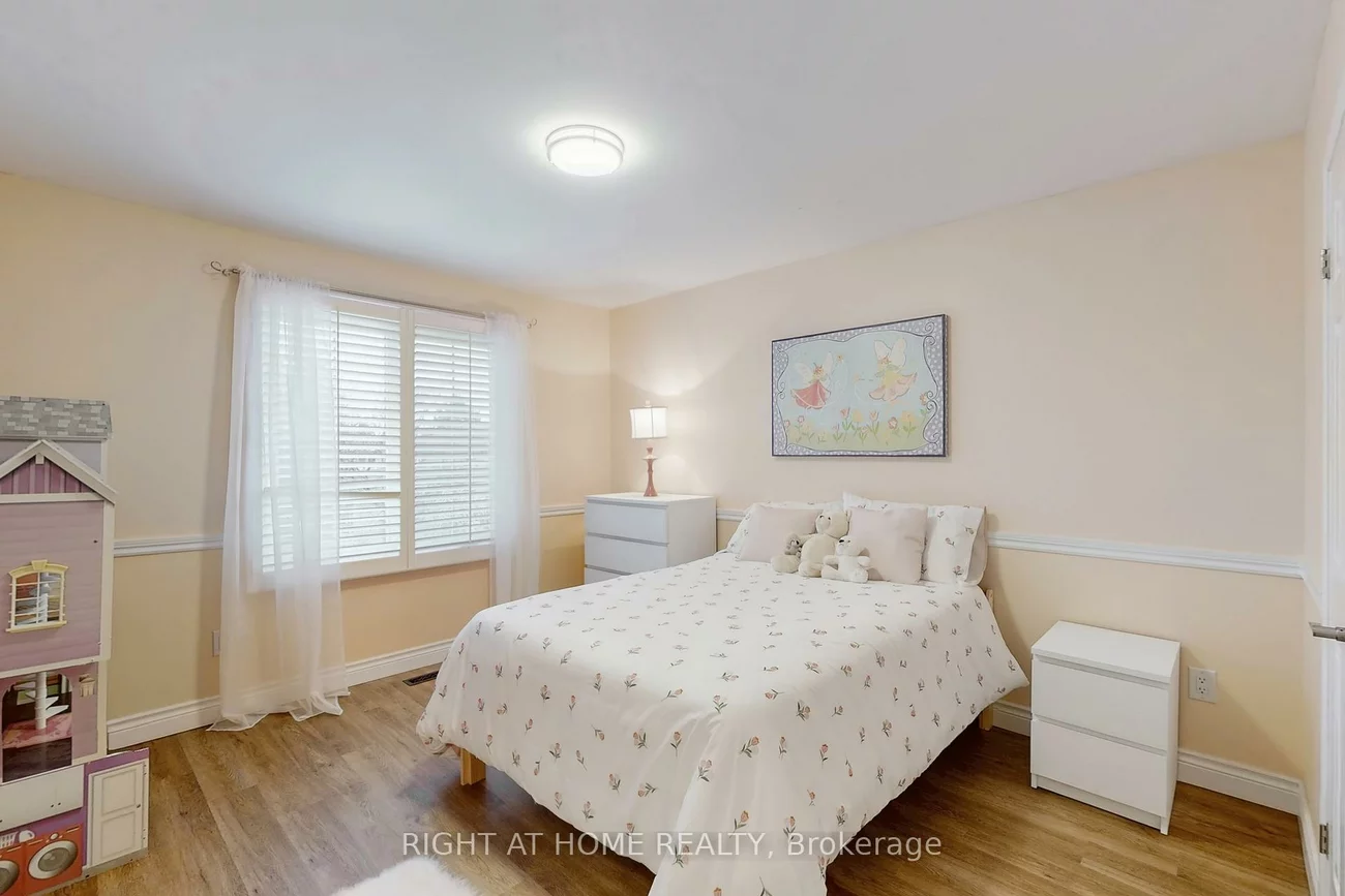 2737, Hammond, Sheridan, Mississauga