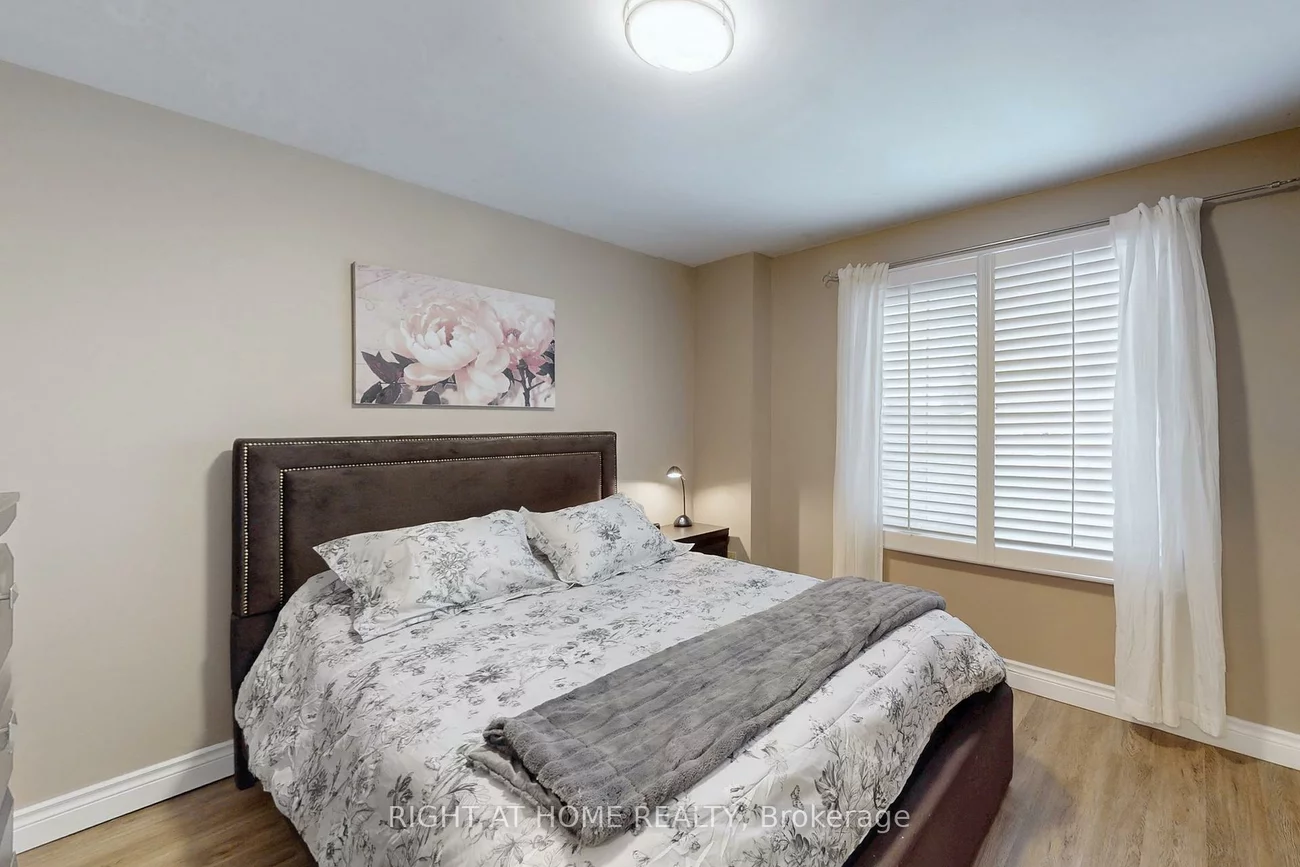 2737, Hammond, Sheridan, Mississauga