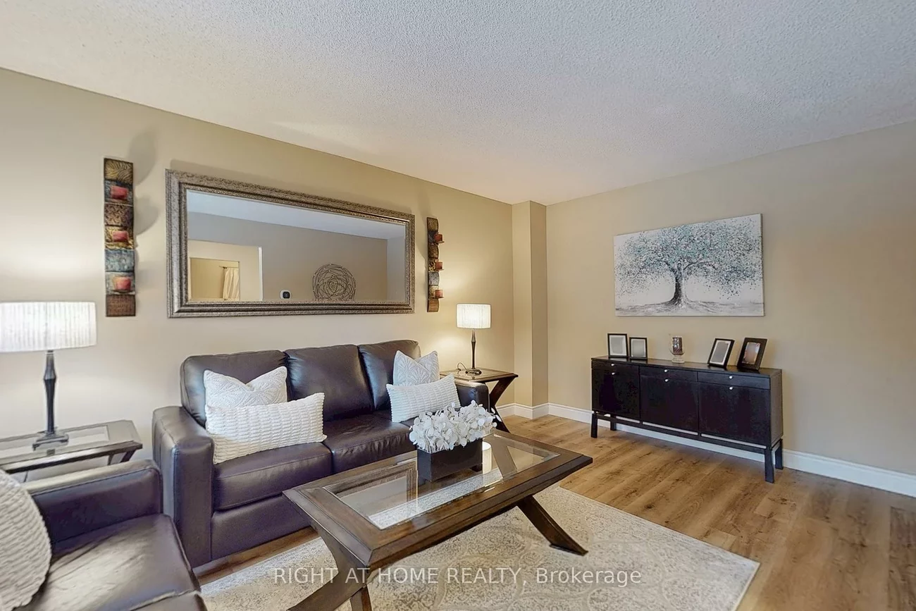 2737, Hammond, Sheridan, Mississauga