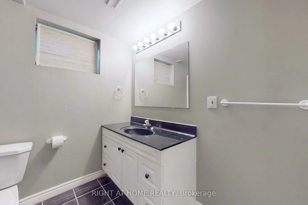 2737, Hammond, Sheridan, Mississauga