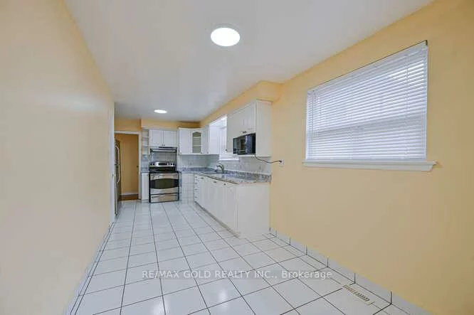 3274, Clara, Malton, Mississauga