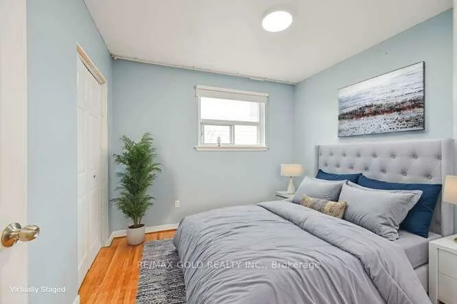 3274, Clara, Malton, Mississauga