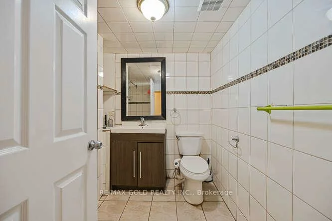 3274, Clara, Malton, Mississauga