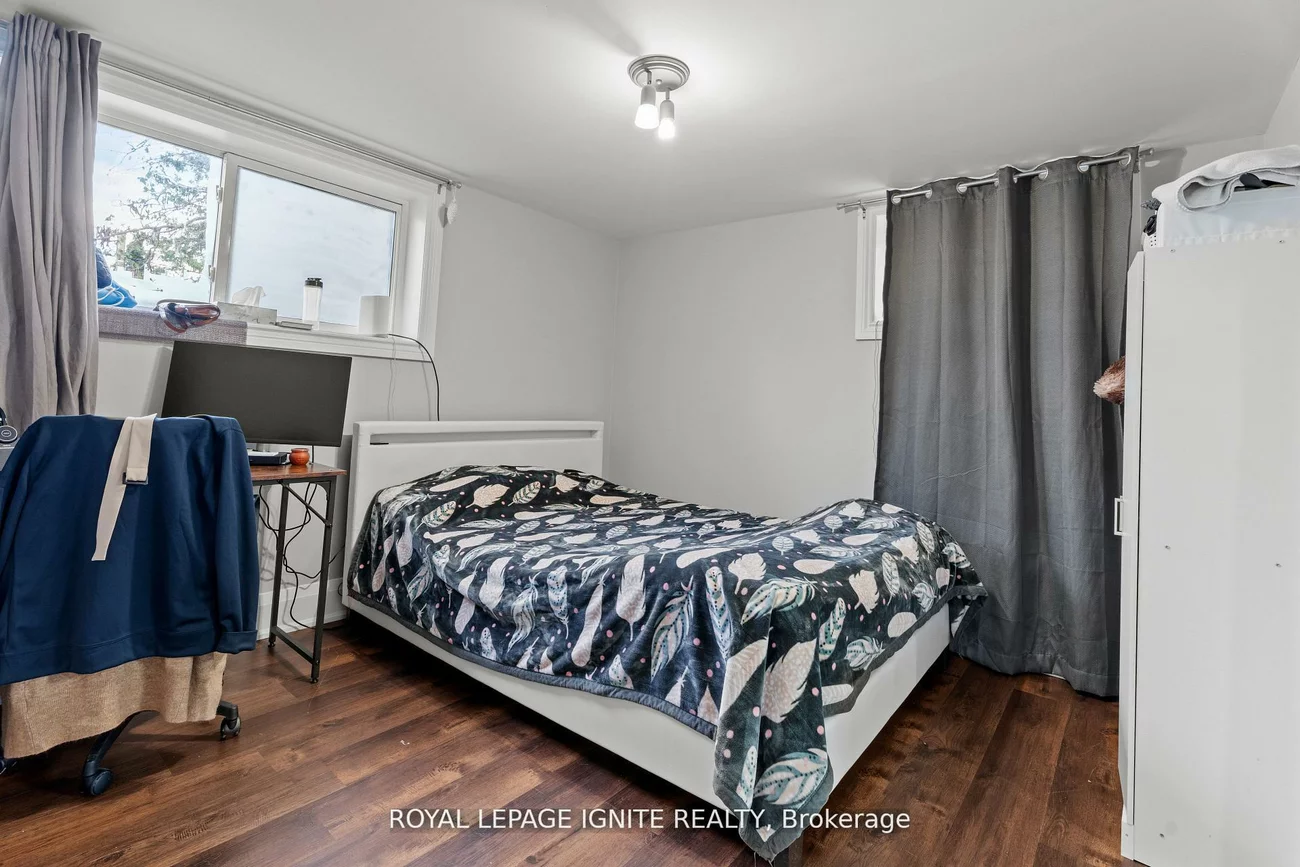 7, Isherwood, Streetsville, Mississauga