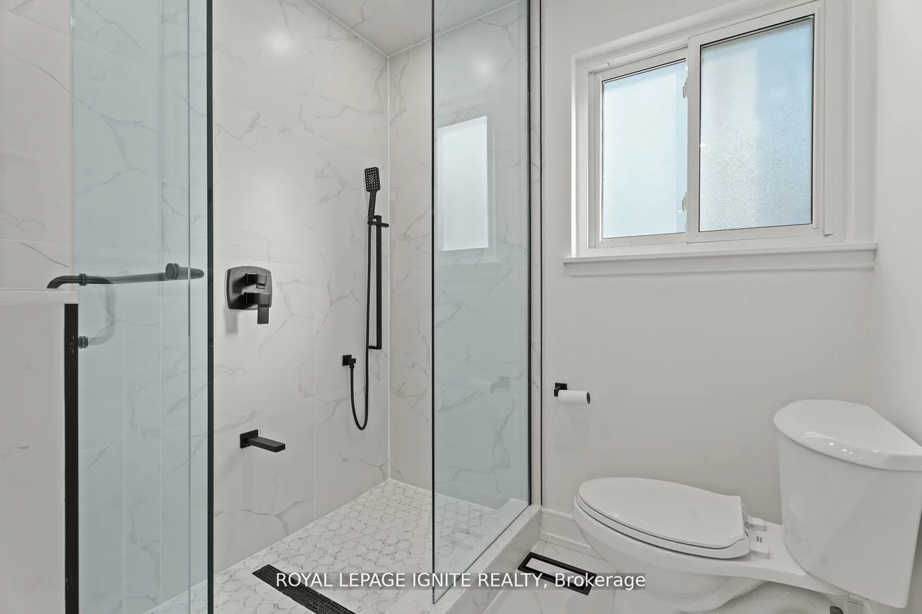 7, Isherwood, Streetsville, Mississauga