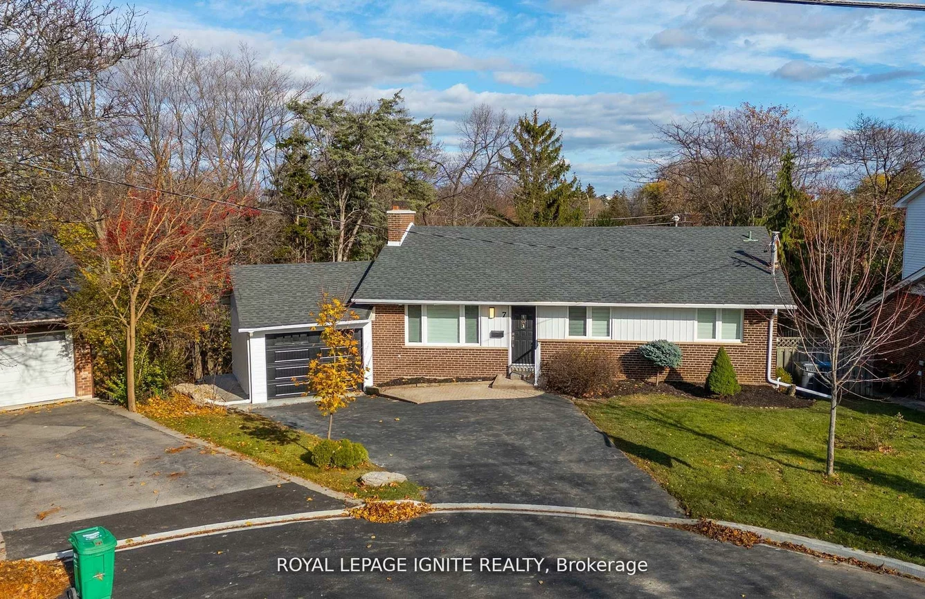 7, Isherwood, Streetsville, Mississauga