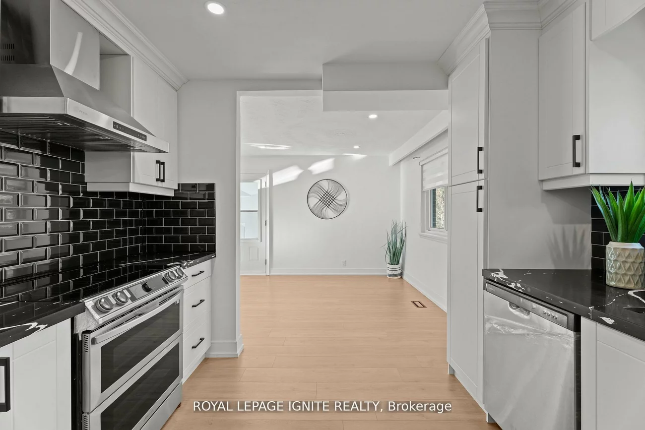 7, Isherwood, Streetsville, Mississauga