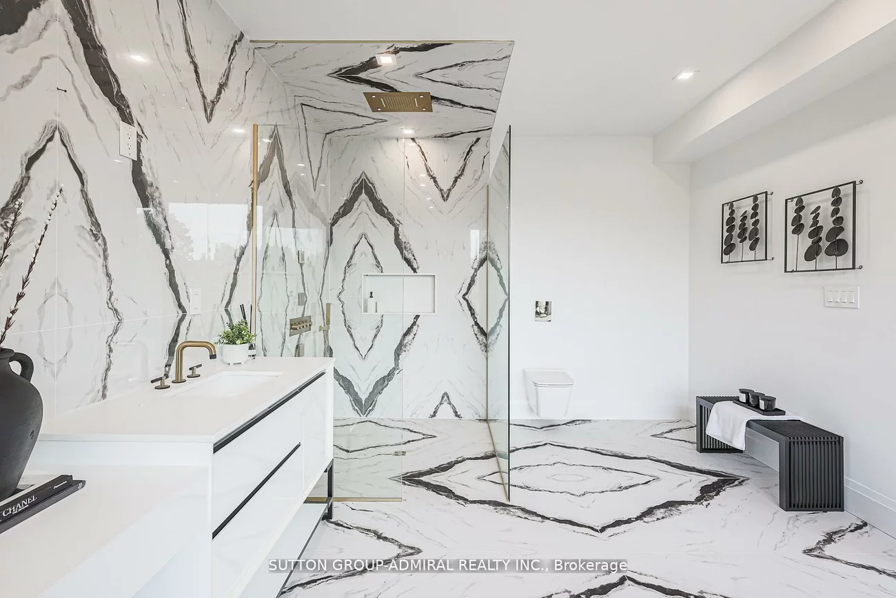 957, Dormer, Lakeview, Mississauga