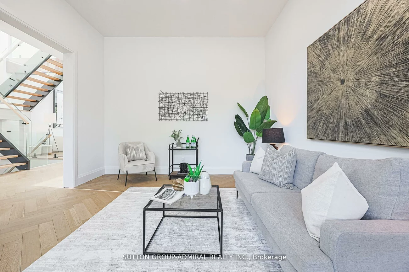 957, Dormer, Lakeview, Mississauga